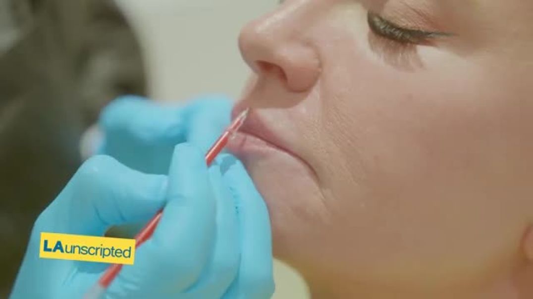 ⁣Ruth Swissa Professional Permanent Makeup and Medspa : 24K Gold Facial in Beverly Hills