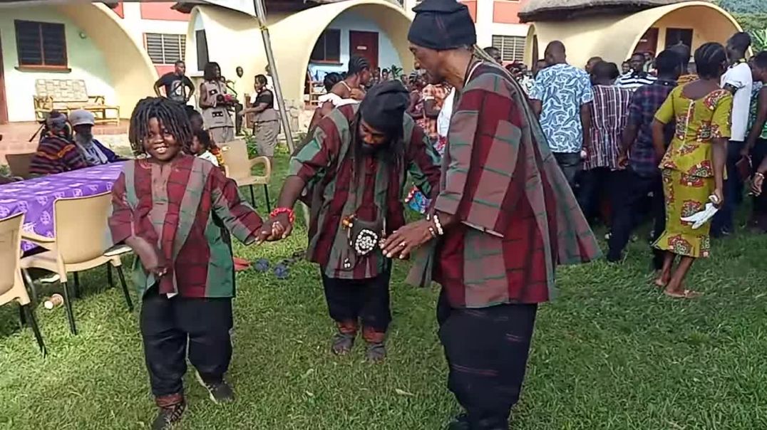 ⁣3 Generations of Kambon Men Dancing together at KASI