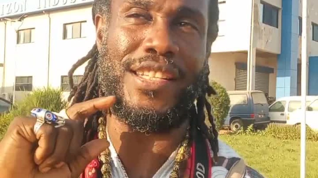 ⁣Ɔbenfo Ọbádélé Kambon at Phone/Laptop Plant in Burkina Faso